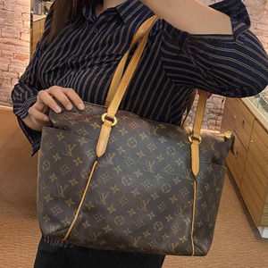 💎✨BEAUTIFUL✨💎 AUTHENTIC Louis Vuitton Monogram Totally PM Tote Bag